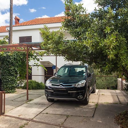 Adora Apartment Đảo Krk Ngoại thất bức ảnh