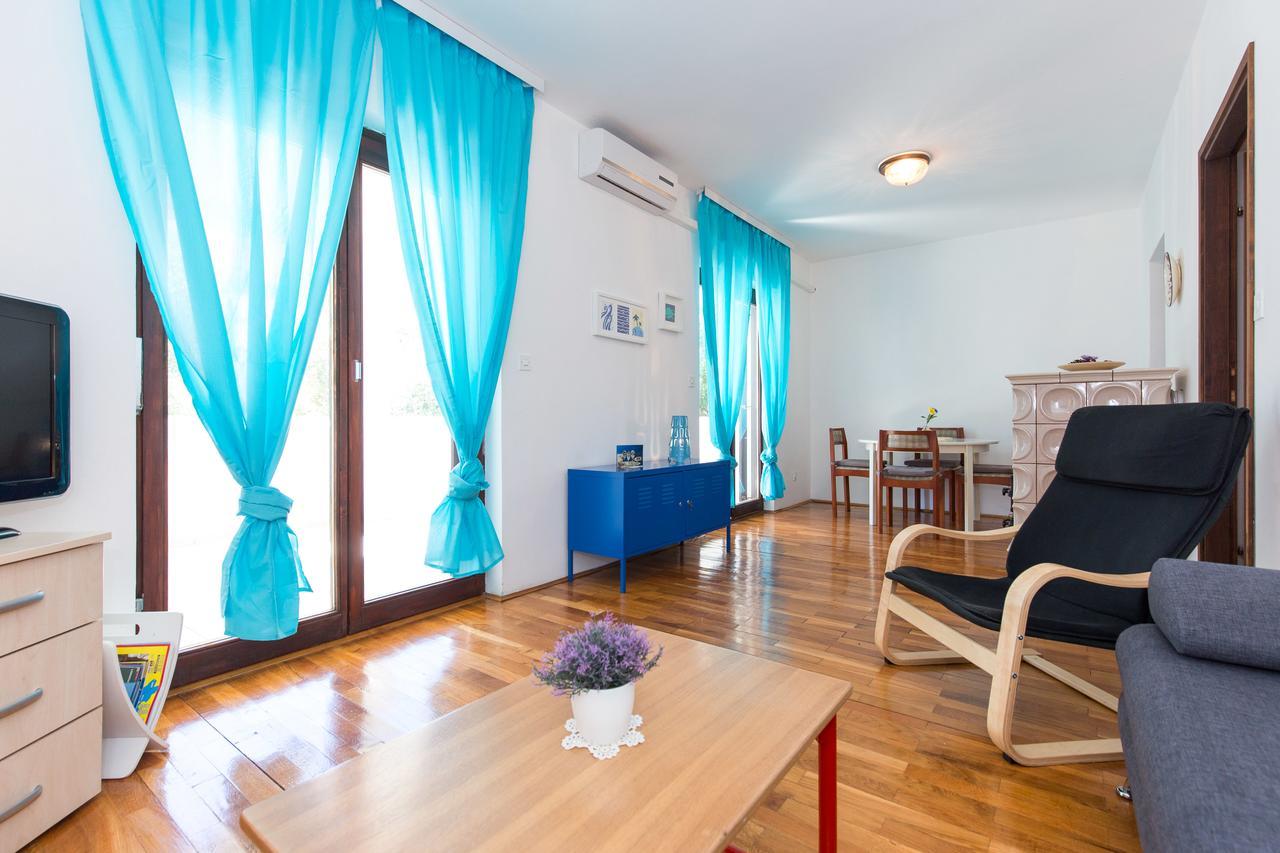 Adora Apartment Đảo Krk Ngoại thất bức ảnh