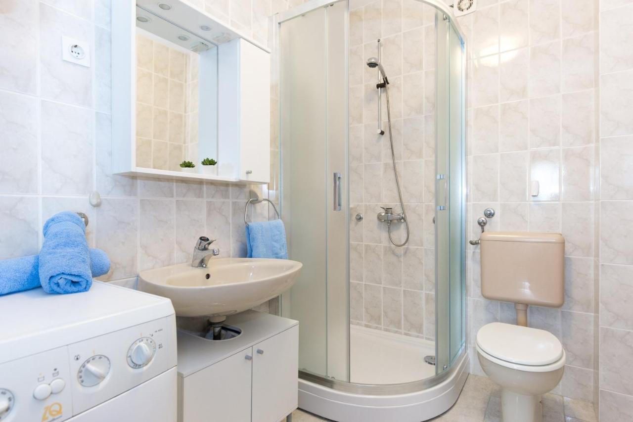 Adora Apartment Đảo Krk Ngoại thất bức ảnh